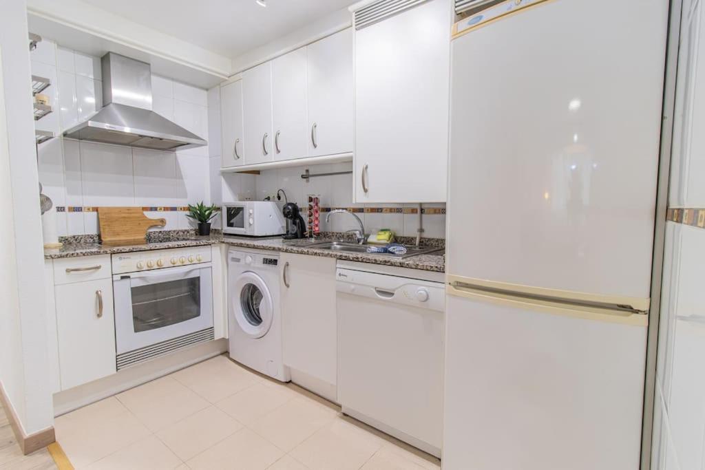 Apartamento Beautiful Flat In The Pyrenees * Free Parking Sabiñánigo Exterior foto